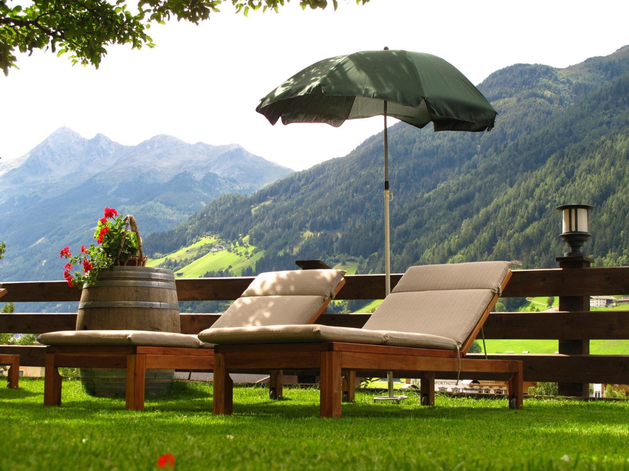Hotel Fleckhof Neustift im Stubaital Exterior foto